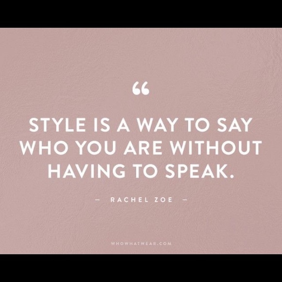 Poshmark Ambassador/ Instagram @trueworthstyle ☀️ - Picture 2 of 7